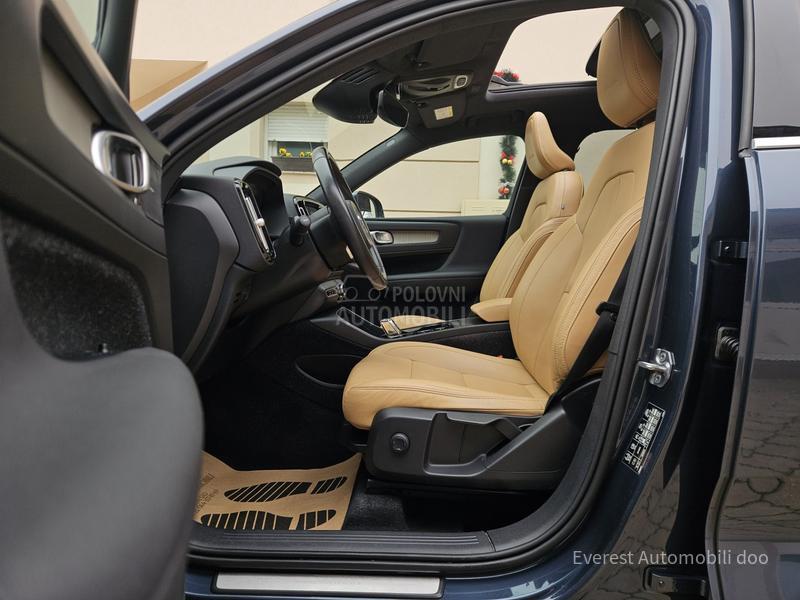Volvo XC40 rezervisan