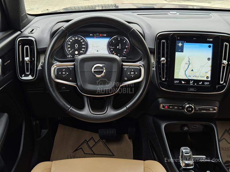 Volvo XC40 rezervisan