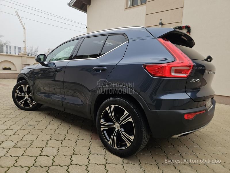 Volvo XC40 rezervisan
