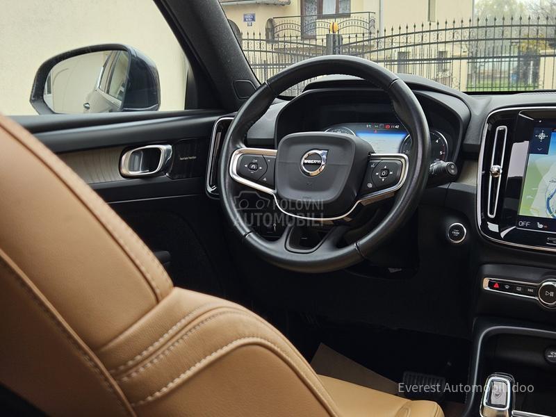 Volvo XC40 rezervisan