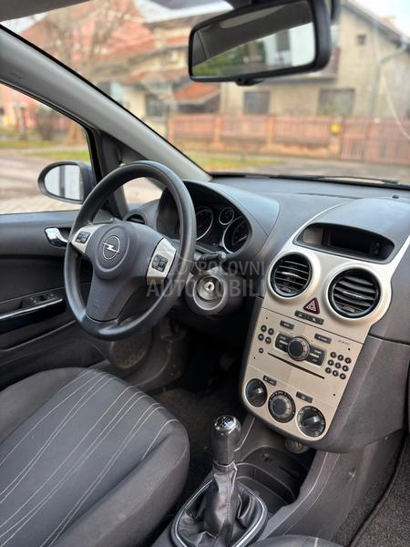 Opel Corsa D 