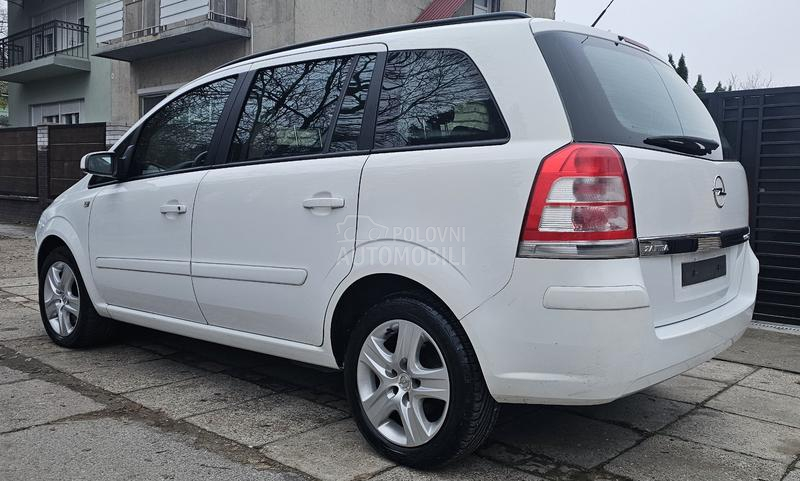 Opel Zafira 1.6 ECO FLEX TURBO