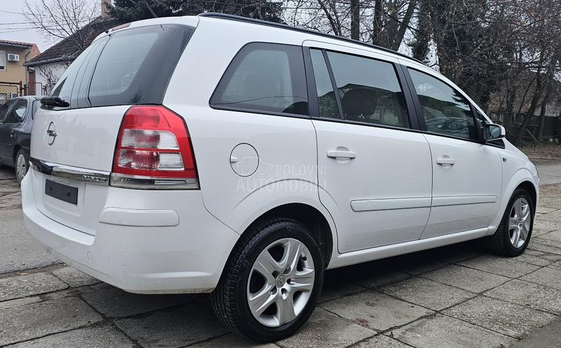 Opel Zafira 1.6 ECO FLEX TURBO