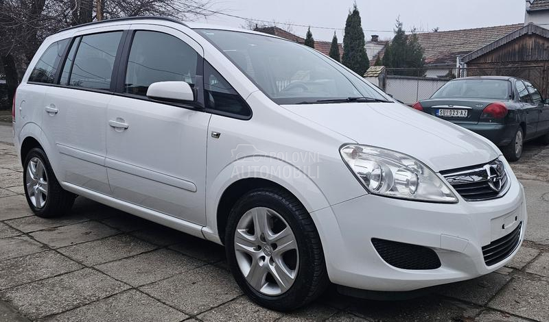 Opel Zafira 1.6 ECO FLEX TURBO