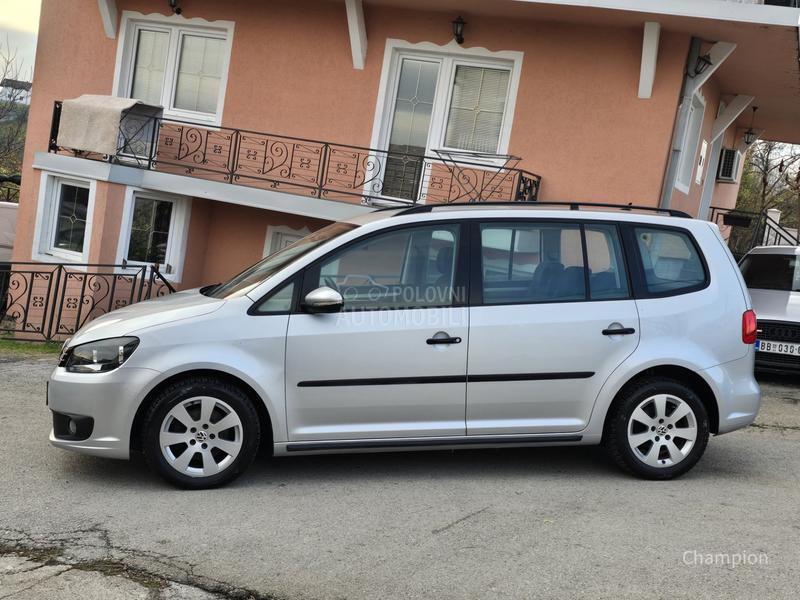 Volkswagen Touran 