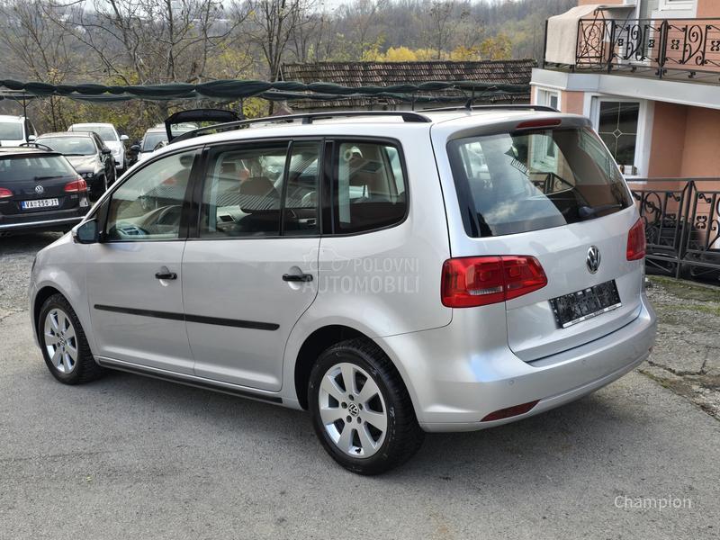 Volkswagen Touran 