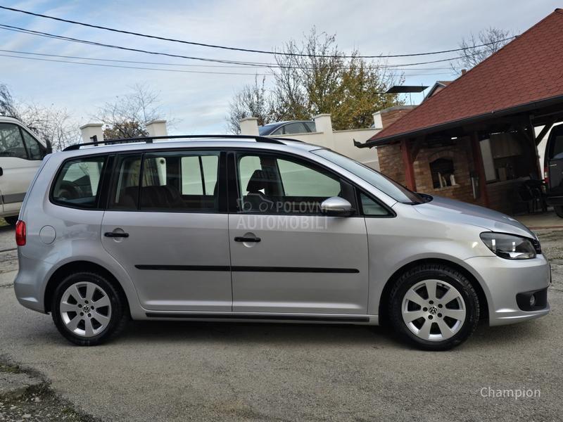 Volkswagen Touran 