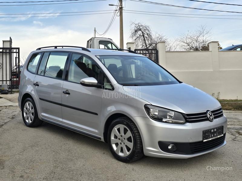 Volkswagen Touran 