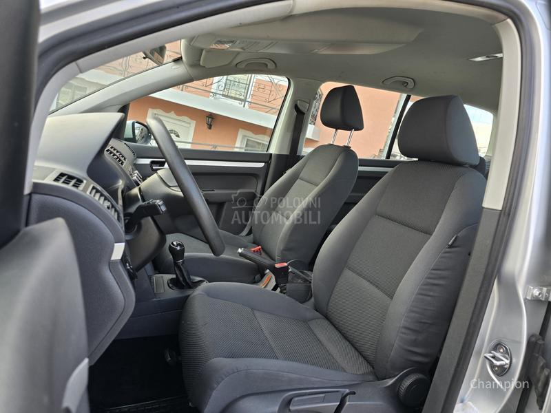 Volkswagen Touran 