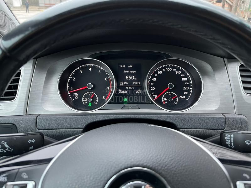 Volkswagen Golf 7 TGI