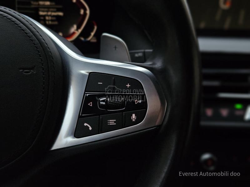 BMW 118 D/EXECUTIVE/PANO