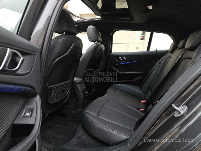 BMW 118 D/EXECUTIVE/PANO