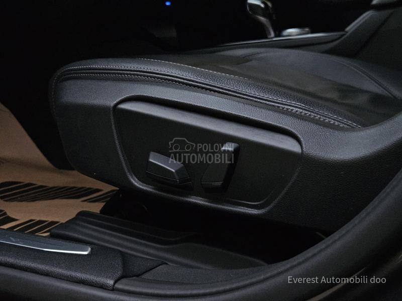 BMW 118 D/EXECUTIVE/PANO