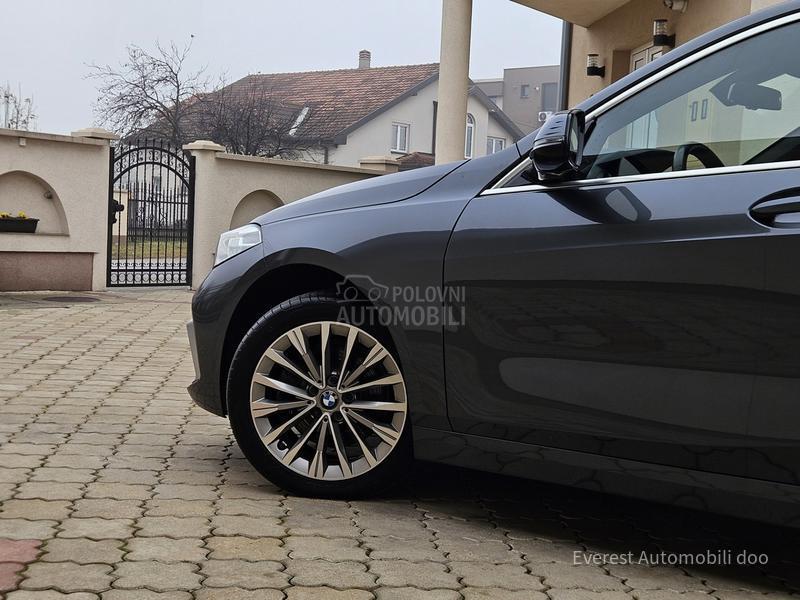 BMW 118 D/EXECUTIVE/PANO
