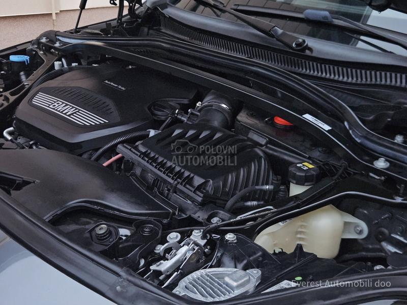 BMW 118 D/EXECUTIVE/PANO