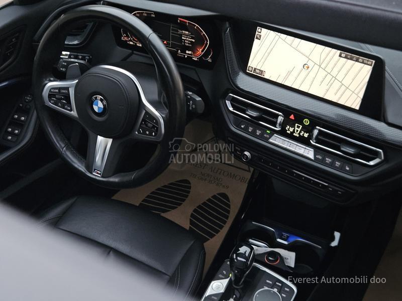 BMW 118 D/EXECUTIVE/PANO
