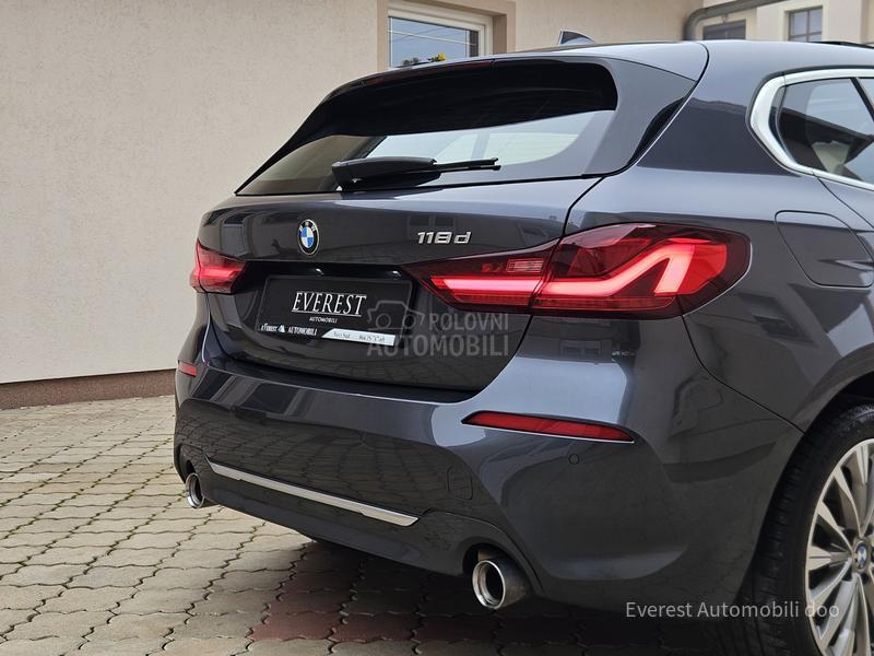 BMW 118 D/EXECUTIVE/PANO