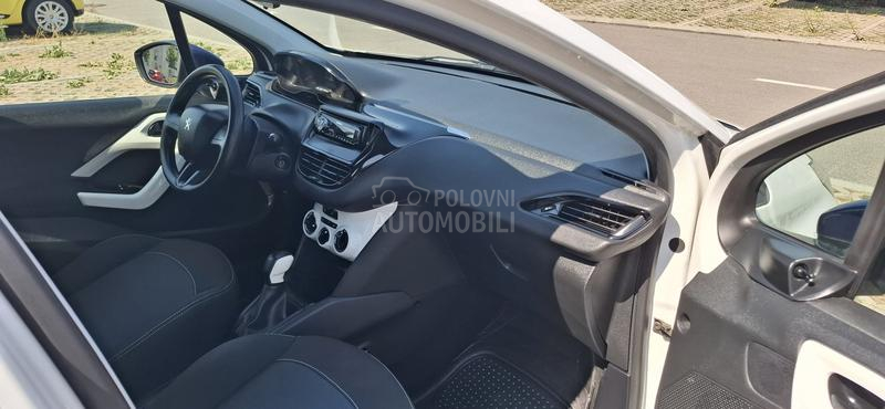 Peugeot 208 1.0.PURETEC