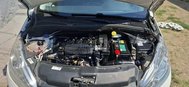 Peugeot 208 1.0.PURETEC