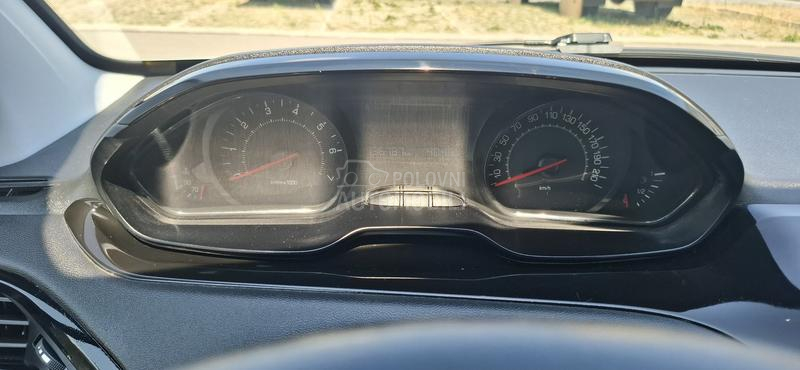 Peugeot 208 1.0.PURETEC