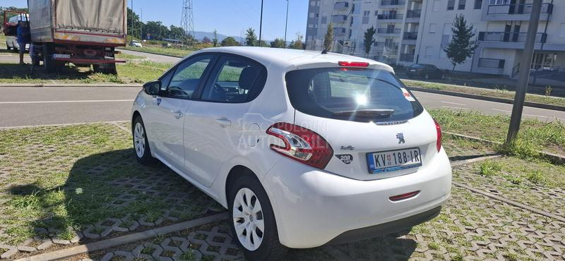 Peugeot 208 1.0.PURETEC