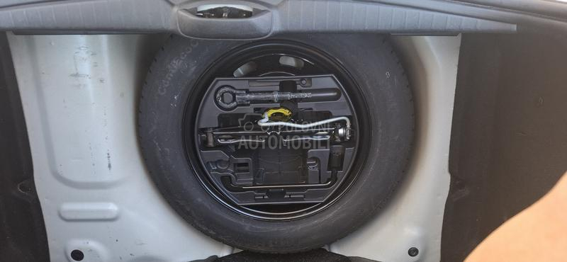 Peugeot 208 1.0.PURETEC