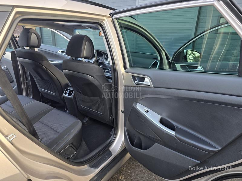 Hyundai Tucson 1.7CRDI PANO