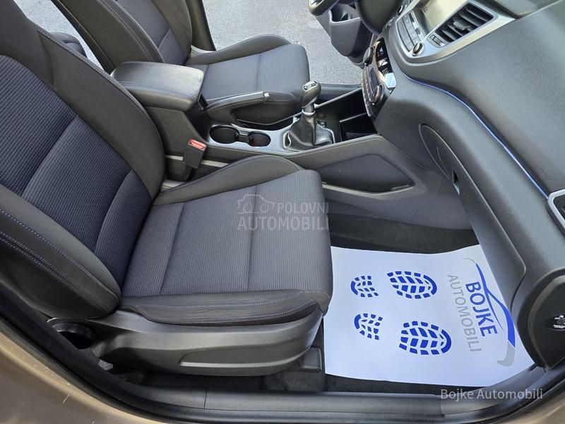 Hyundai Tucson 1.7CRDI PANO