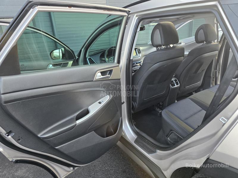 Hyundai Tucson 1.7CRDI PANO