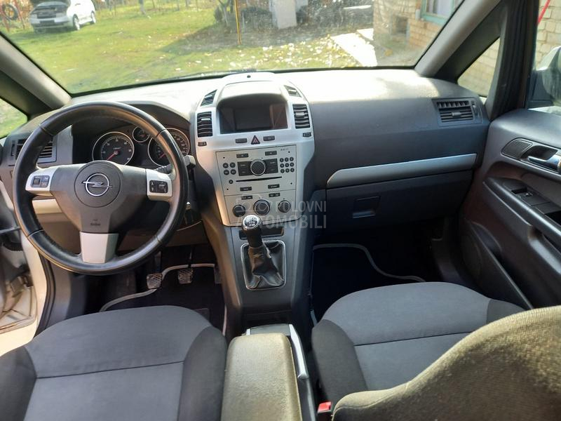 Opel Zafira 1.9 CDTI