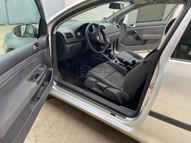Volkswagen Golf 5 1.9 TDI