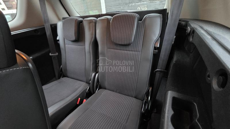 Renault Scenic 1.5 DCI