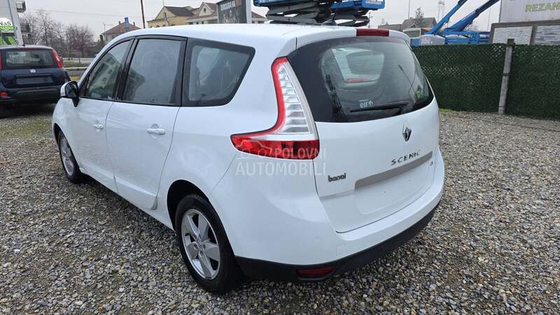 Renault Scenic 1.5 DCI