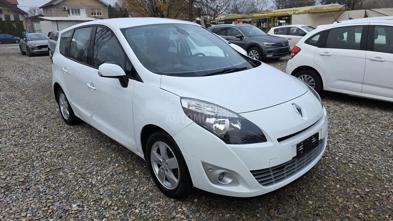 Renault Scenic 1.5 DCI