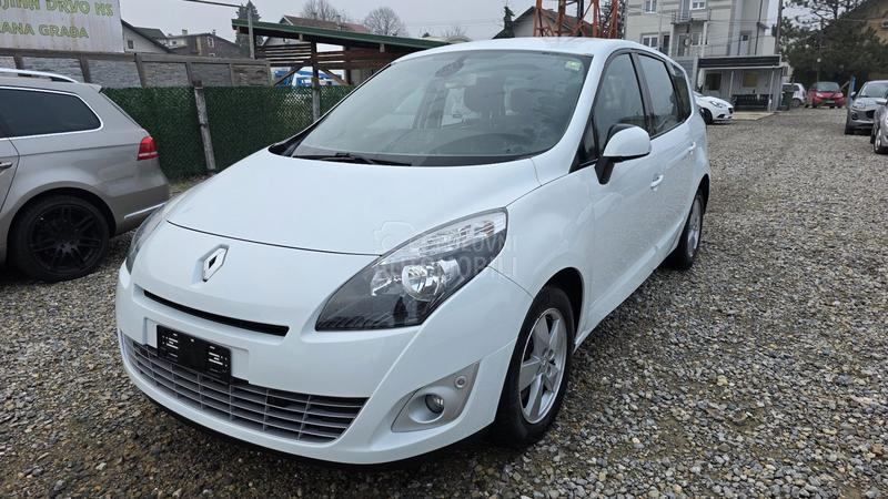 Renault Scenic 1.5 DCI