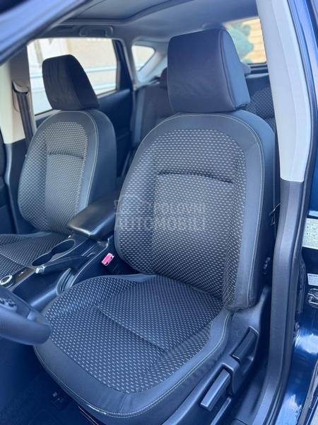 Nissan Qashqai 2.0dci 4WD TEKNA CH