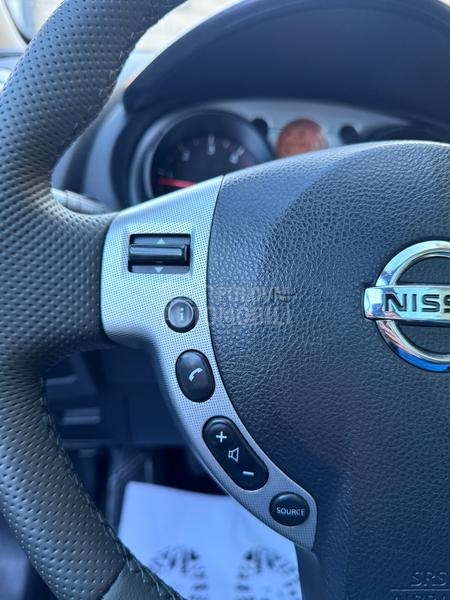 Nissan Qashqai 2.0dci 4WD TEKNA CH