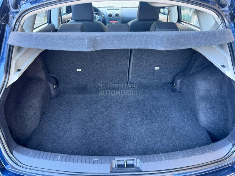 Nissan Qashqai 2.0dci 4WD TEKNA CH