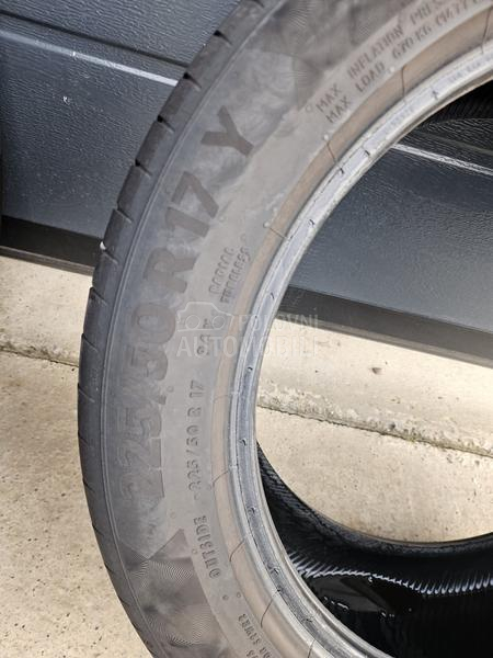Continental 225/50 R17 Letnja