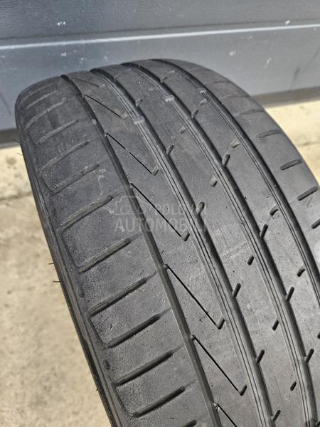 Hankook 225/40 R18 Letnja