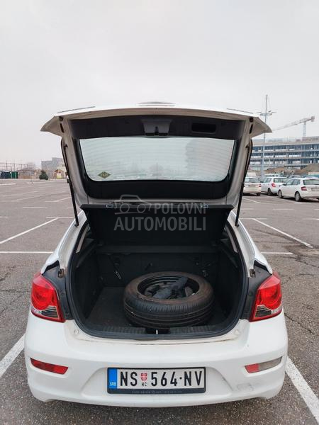 Chevrolet Cruze 1.6 P L I N