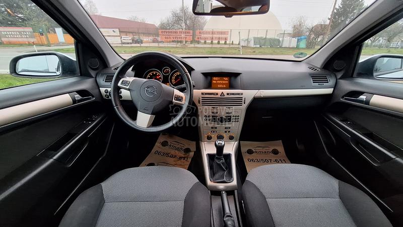 Opel Astra H 1.6Edition