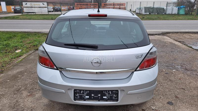 Opel Astra H 1.6Edition