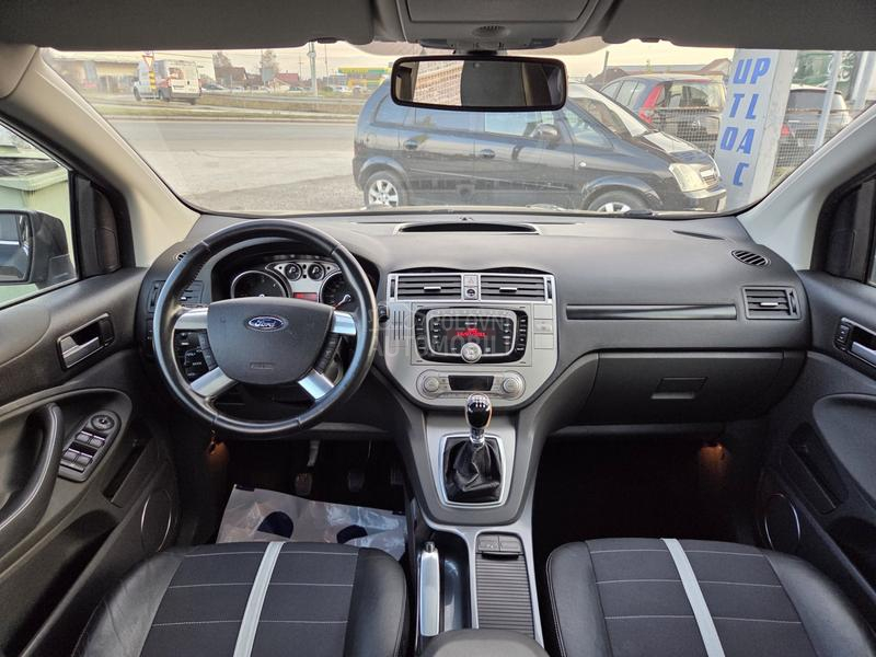 Ford Kuga 4x4 TITANIUM