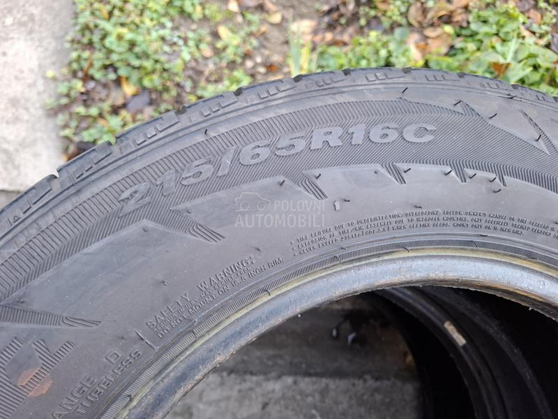 Nexen 215/65 R16 Zimska