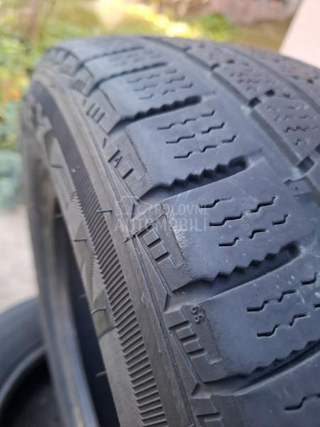 Nexen 215/65 R16 Zimska