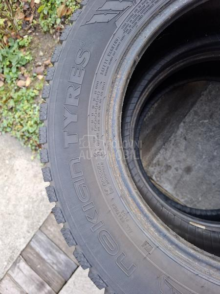 Nexen 215/65 R16 Zimska