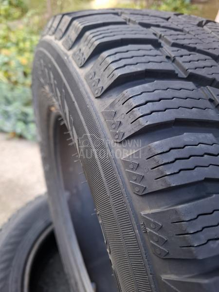 Nexen 215/65 R16 Zimska