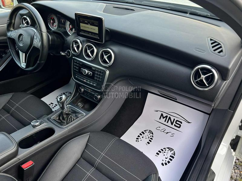 Mercedes Benz A 180 3x AMG/Led/Nav