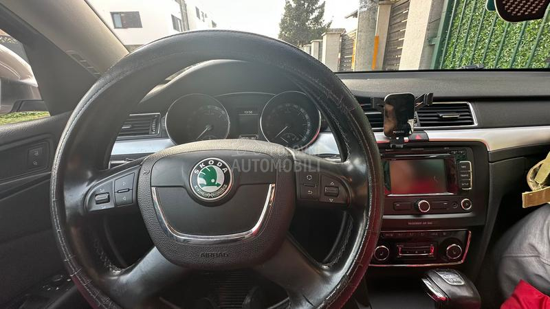 Škoda Superb 